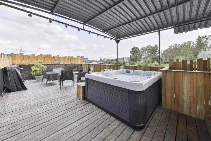 Appartement La Peniche De Fabrice Avec Jacuzzi Privatif à Strasbourg Extérieur photo