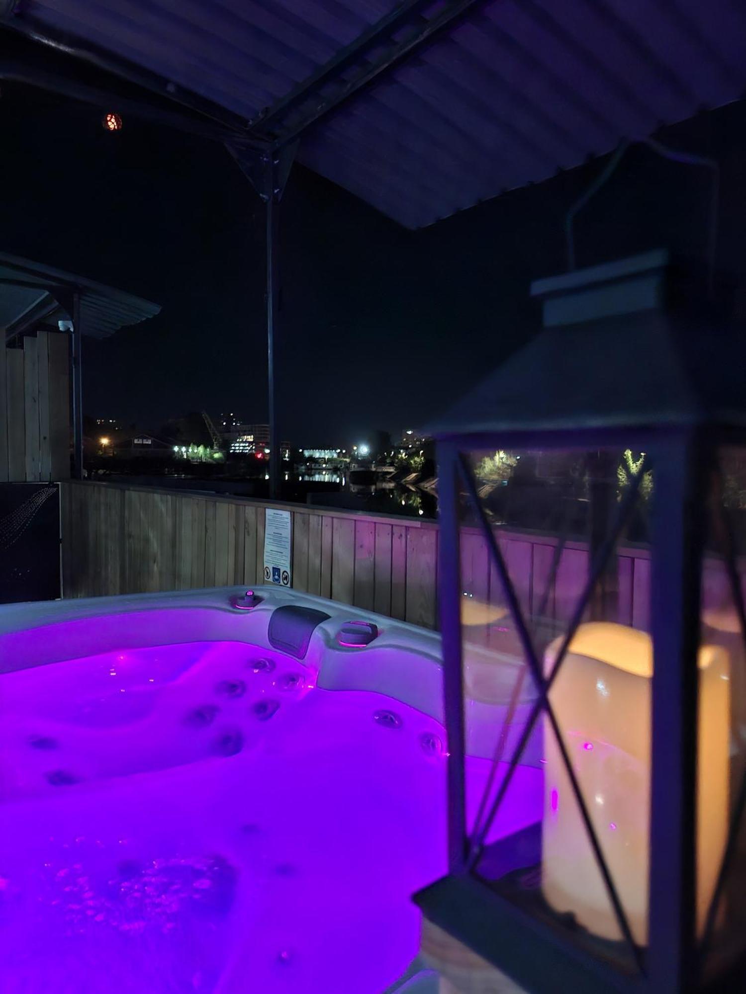Appartement La Peniche De Fabrice Avec Jacuzzi Privatif à Strasbourg Extérieur photo