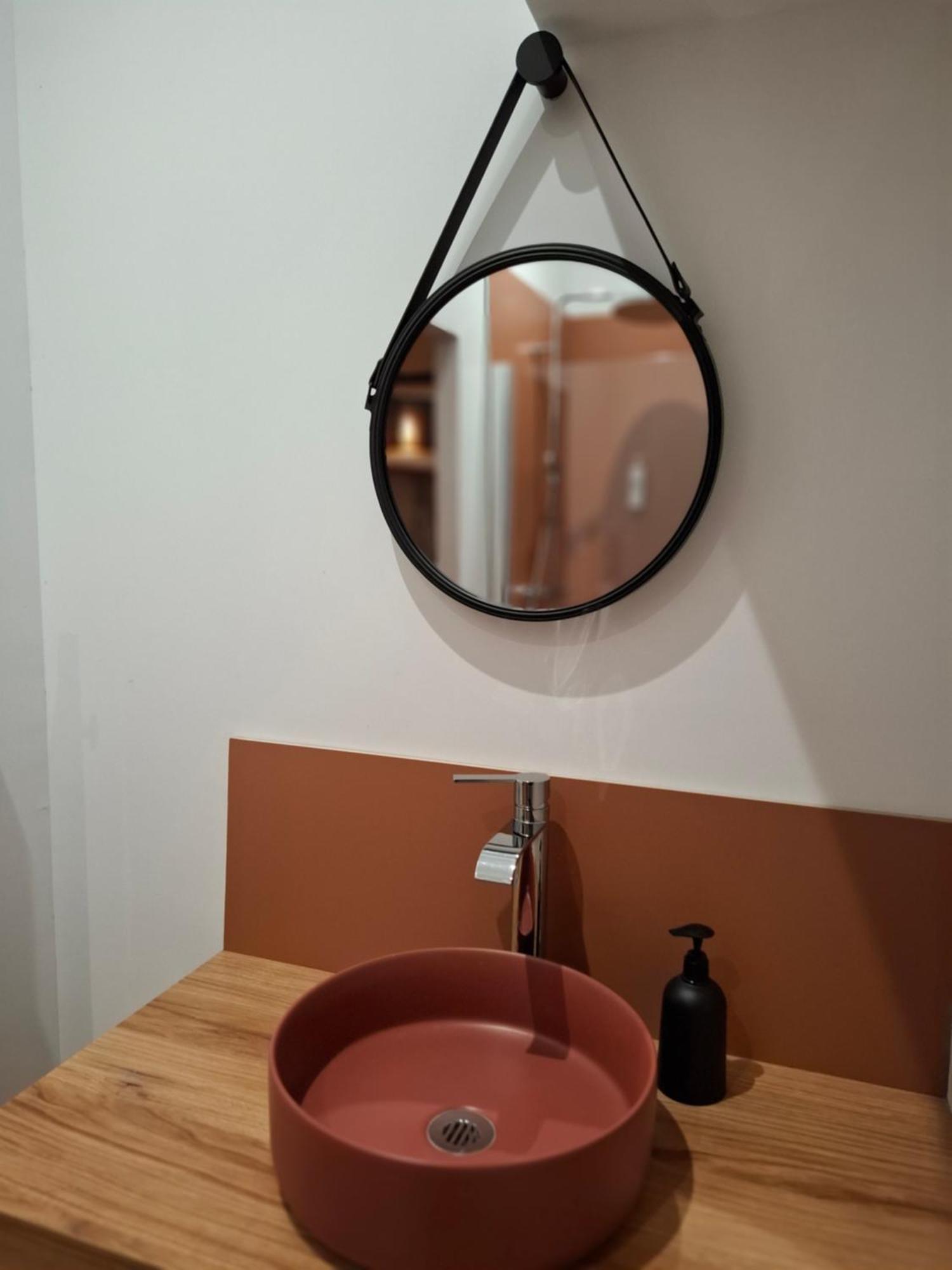 Appartement La Peniche De Fabrice Avec Jacuzzi Privatif à Strasbourg Chambre photo