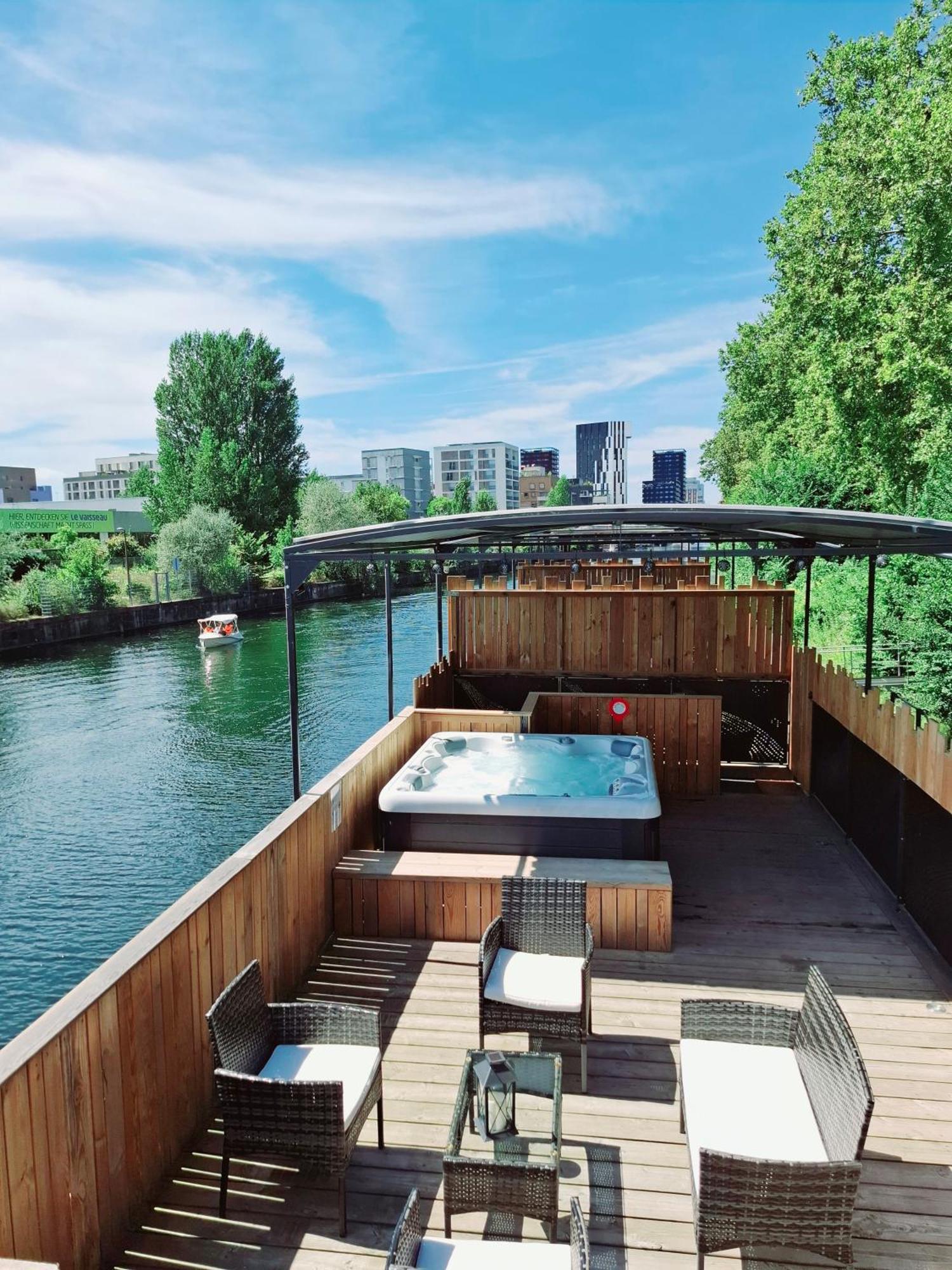 Appartement La Peniche De Fabrice Avec Jacuzzi Privatif à Strasbourg Extérieur photo